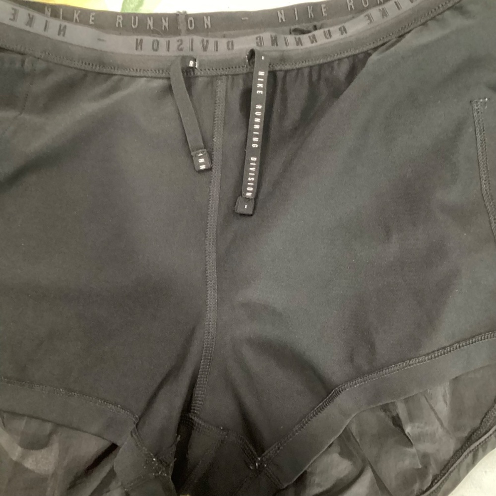 Nike Shorts - Picture 5 of 9